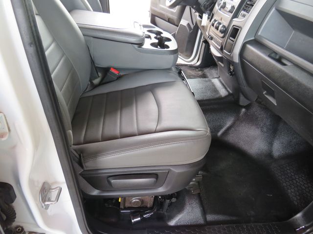 2016 Ram 3500 Cab-Chassis FLAT BED - 22902236 - 15