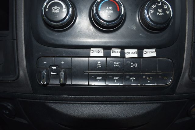 2016 Ram 5500 2WD Crew Cab 197" WB 84" CA Tradesman - 23093880 - 13