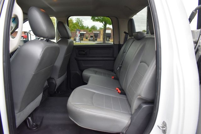2016 Ram 5500 2WD Crew Cab 197" WB 84" CA Tradesman - 23093880 - 17