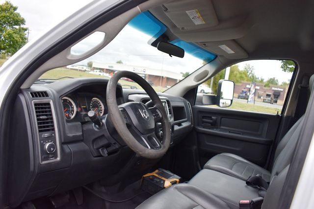2016 Ram 5500 2WD Crew Cab 197" WB 84" CA Tradesman - 23093880 - 1
