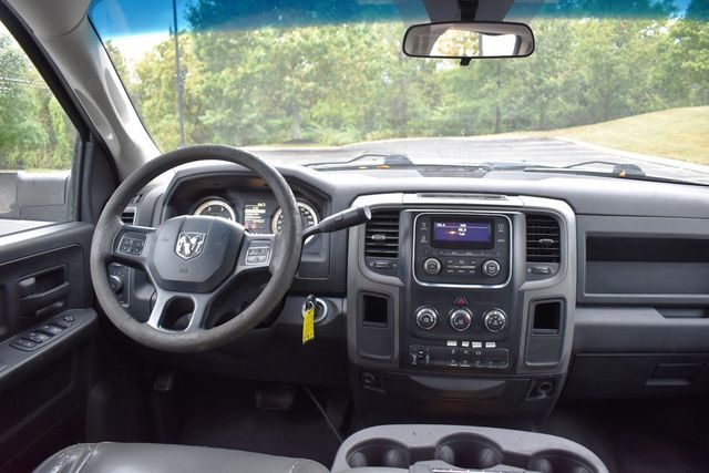 2016 Ram 5500 2WD Crew Cab 197" WB 84" CA Tradesman - 23093880 - 36