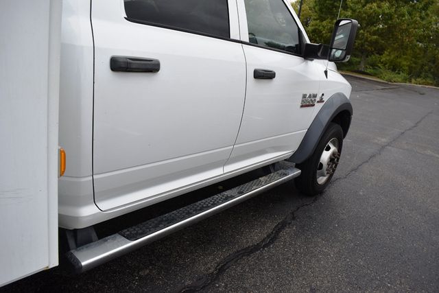 2016 Ram 5500 2WD Crew Cab 197" WB 84" CA Tradesman - 23093880 - 59