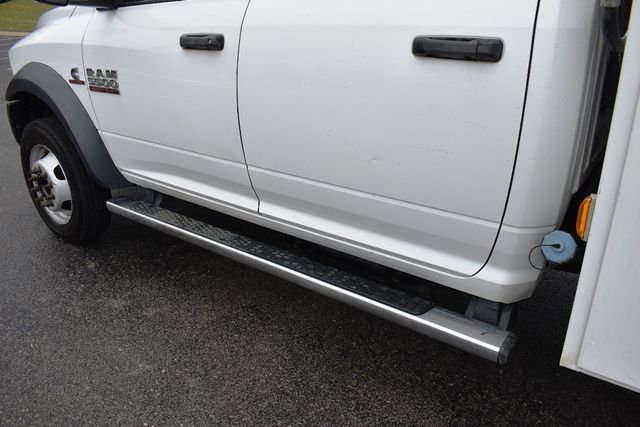 2016 Ram 5500 2WD Crew Cab 197" WB 84" CA Tradesman - 23093880 - 60