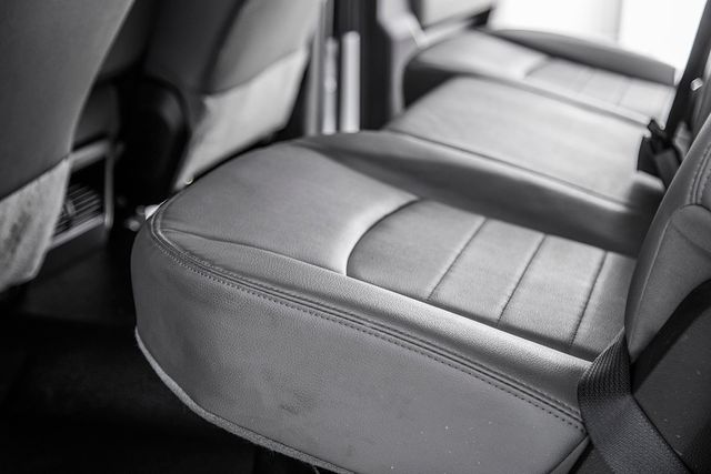 2016 Ram 5500 CREW CAB 4X4 NEW 11' HAULER BODY - 15656066 - 26