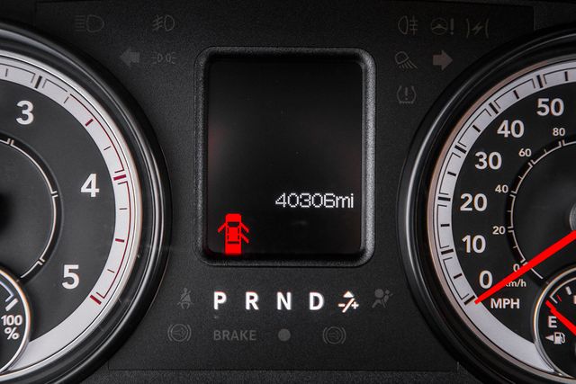 2016 Ram 5500 CREW CAB 4X4 NEW 11' HAULER BODY - 15656066 - 30