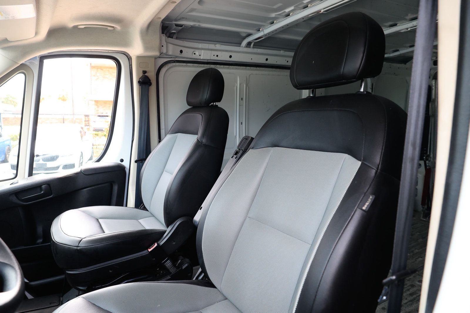 2016 Ram ProMaster 1500 photo 5