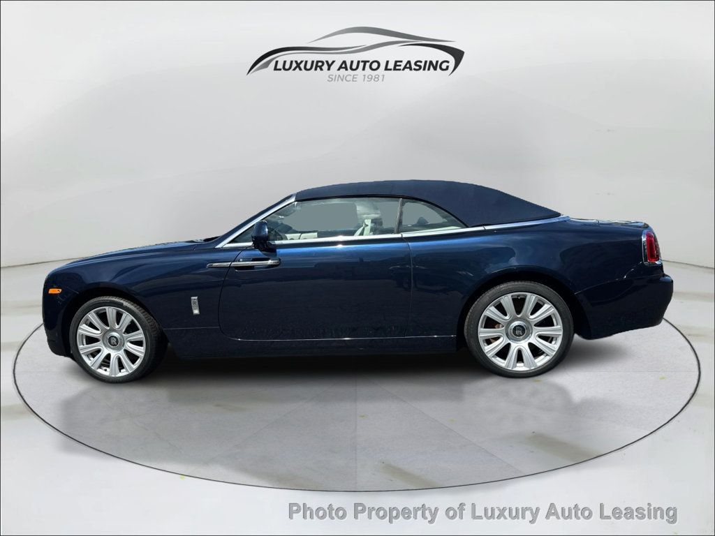 Rolls-Royce Dawn photo 6