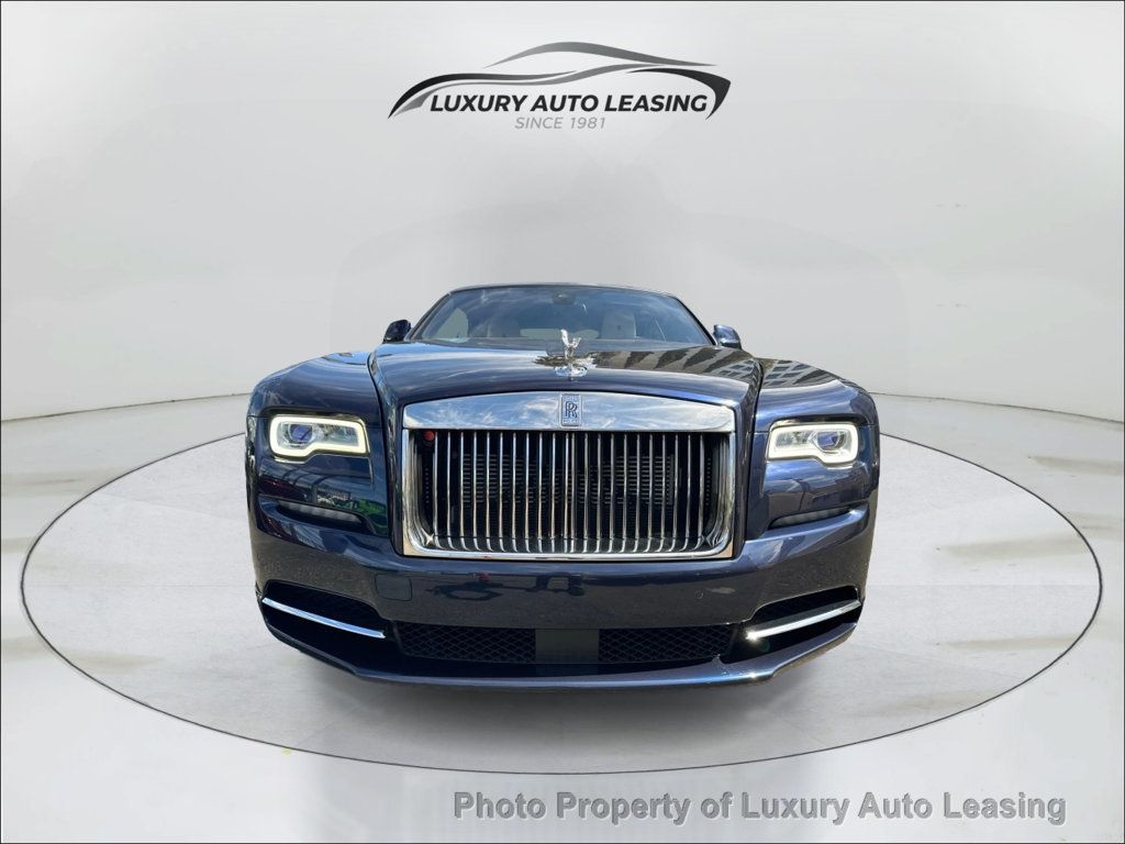 Rolls-Royce Dawn photo 8