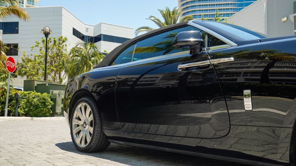 2016 Rolls-Royce Dawn 2dr Convertible - 22766788 - 30