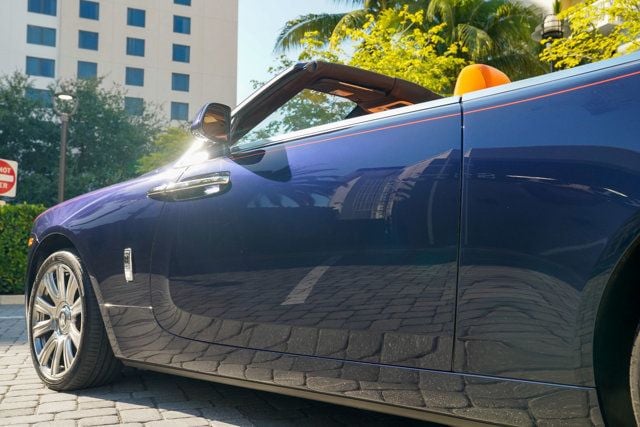 2016 Rolls-Royce Dawn 2dr Convertible - 22939978 - 17