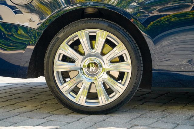 2016 Rolls-Royce Dawn 2dr Convertible - 22939978 - 30