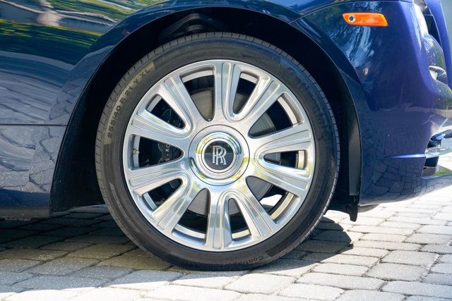 2016 Rolls-Royce Dawn 2dr Convertible - 22939978 - 33