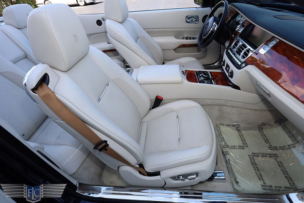 2016 Rolls-Royce Dawn 2dr Convertible - 22995256 - 14