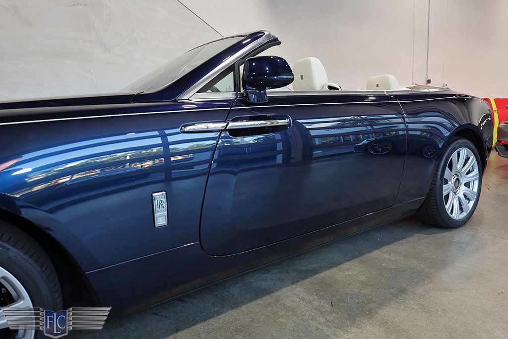2016 Rolls-Royce Dawn 2dr Convertible - 23037962 - 10