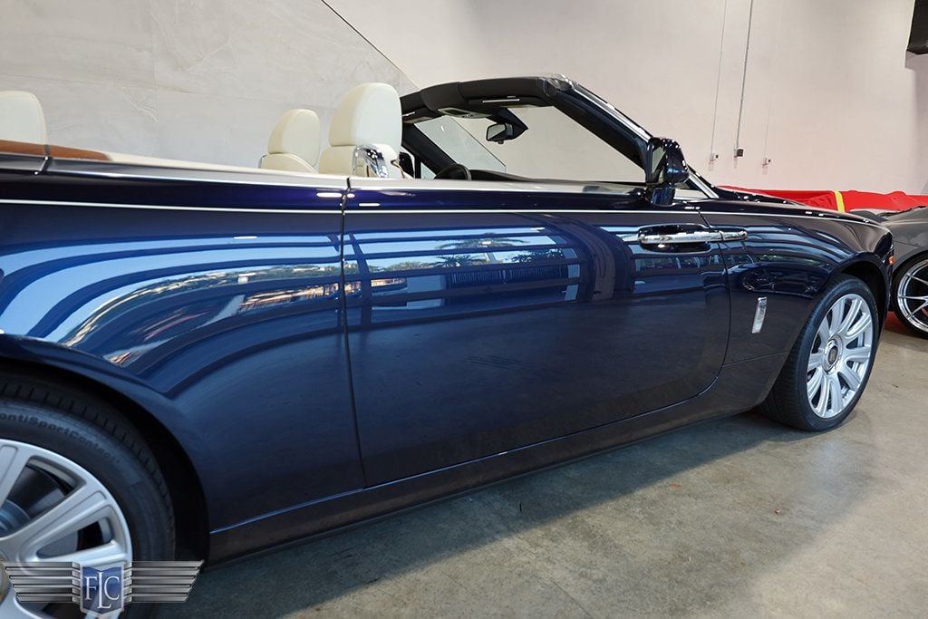 2016 Rolls-Royce Dawn 2dr Convertible - 23037962 - 11