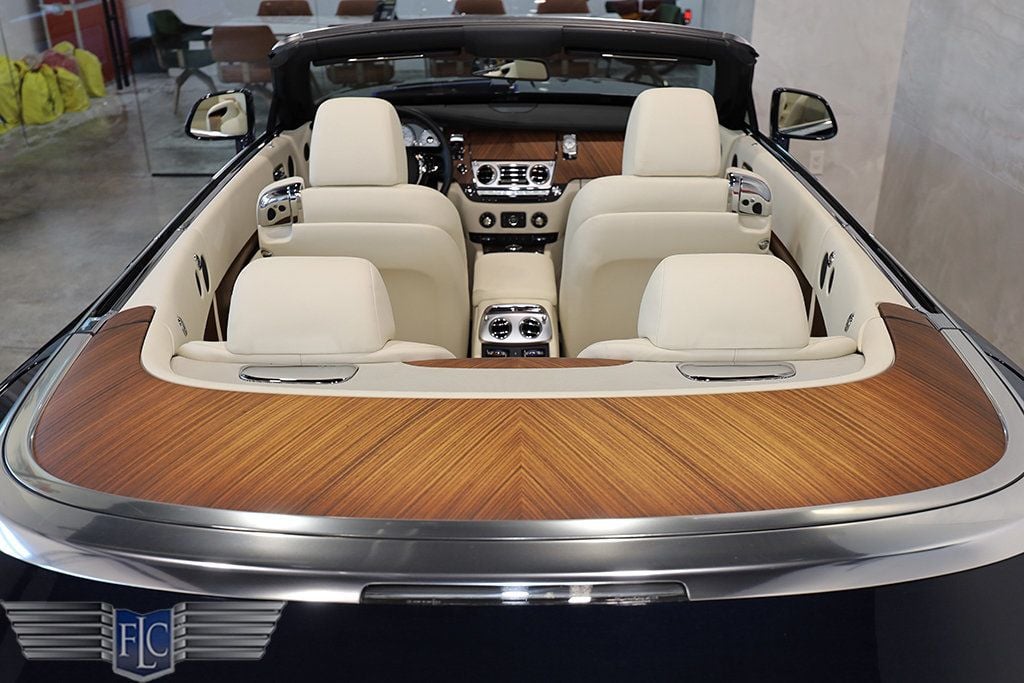 2016 Rolls-Royce Dawn 2dr Convertible - 23037962 - 15