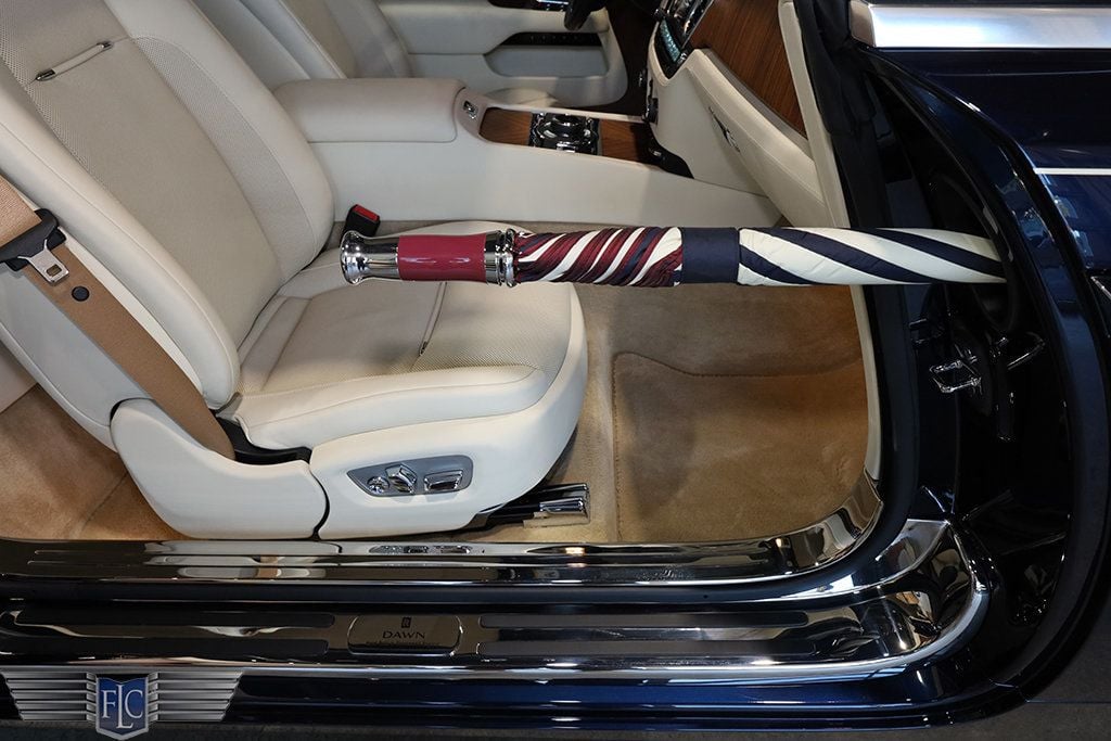 2016 Rolls-Royce Dawn 2dr Convertible - 23037962 - 19