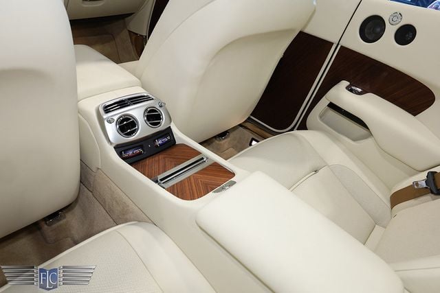 2016 Rolls-Royce Dawn 2dr Convertible - 23037962 - 25
