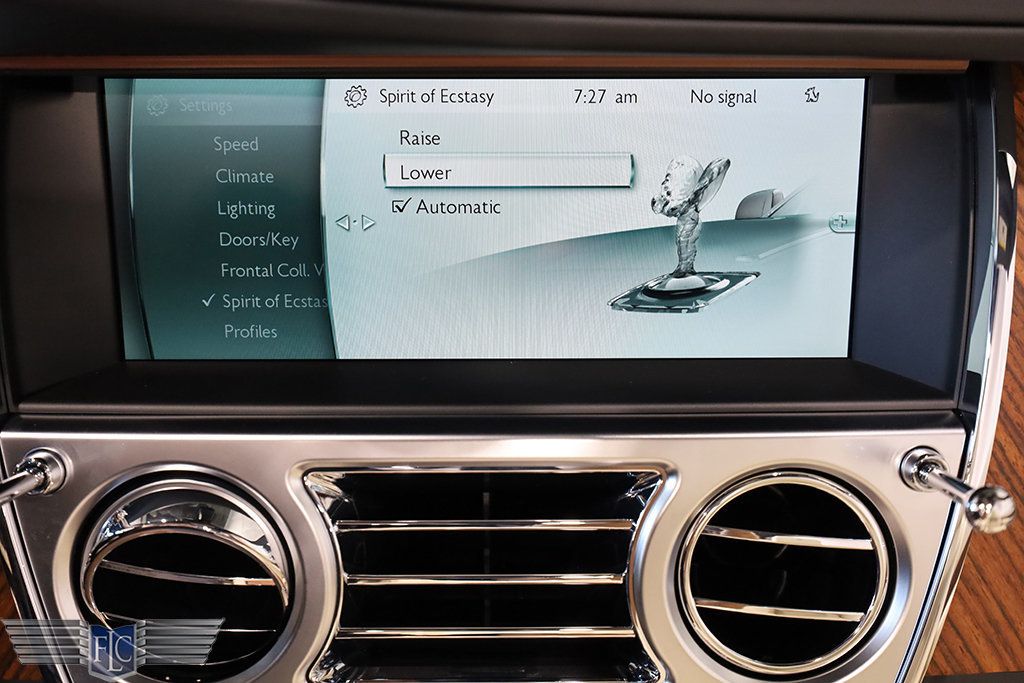 2016 Rolls-Royce Dawn 2dr Convertible - 23037962 - 32