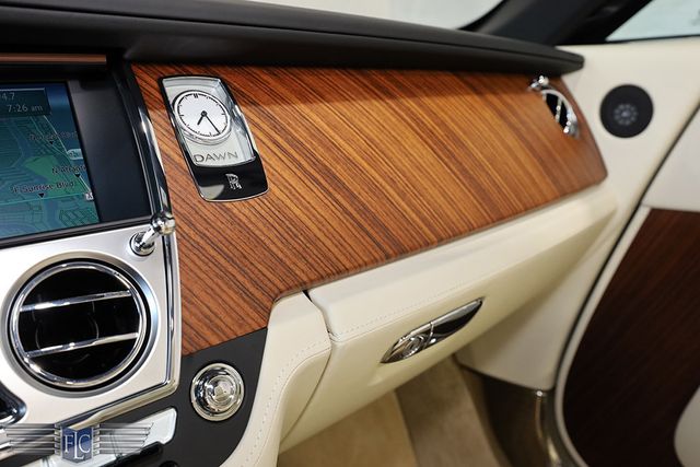 2016 Rolls-Royce Dawn 2dr Convertible - 23037962 - 35
