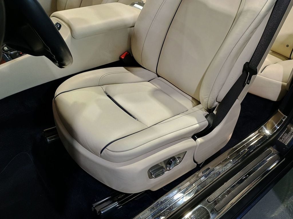 2016 Rolls-Royce Dawn 2dr Convertible Coachline Florida Car - 23038248 - 17