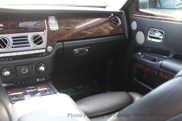 2016 Rolls-Royce Ghost TWO OWNER , FACTORY NEW ENGINE/TURBOS @ 39.225 MILES  - 21229997 - 43