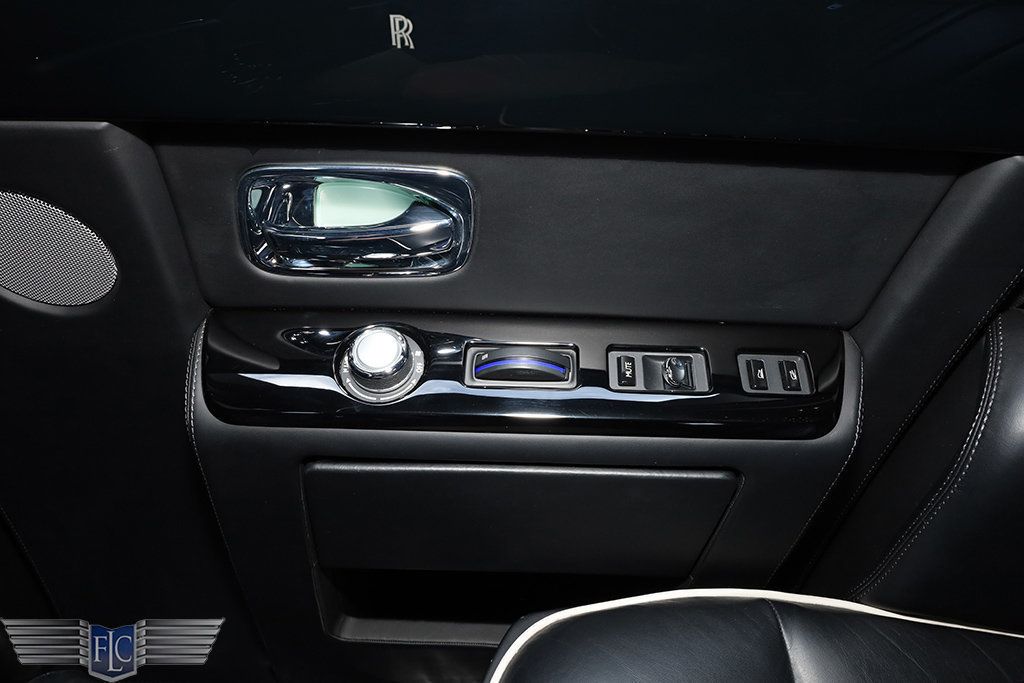 2016 Rolls-Royce Phantom 4dr Sedan - 22959100 - 19