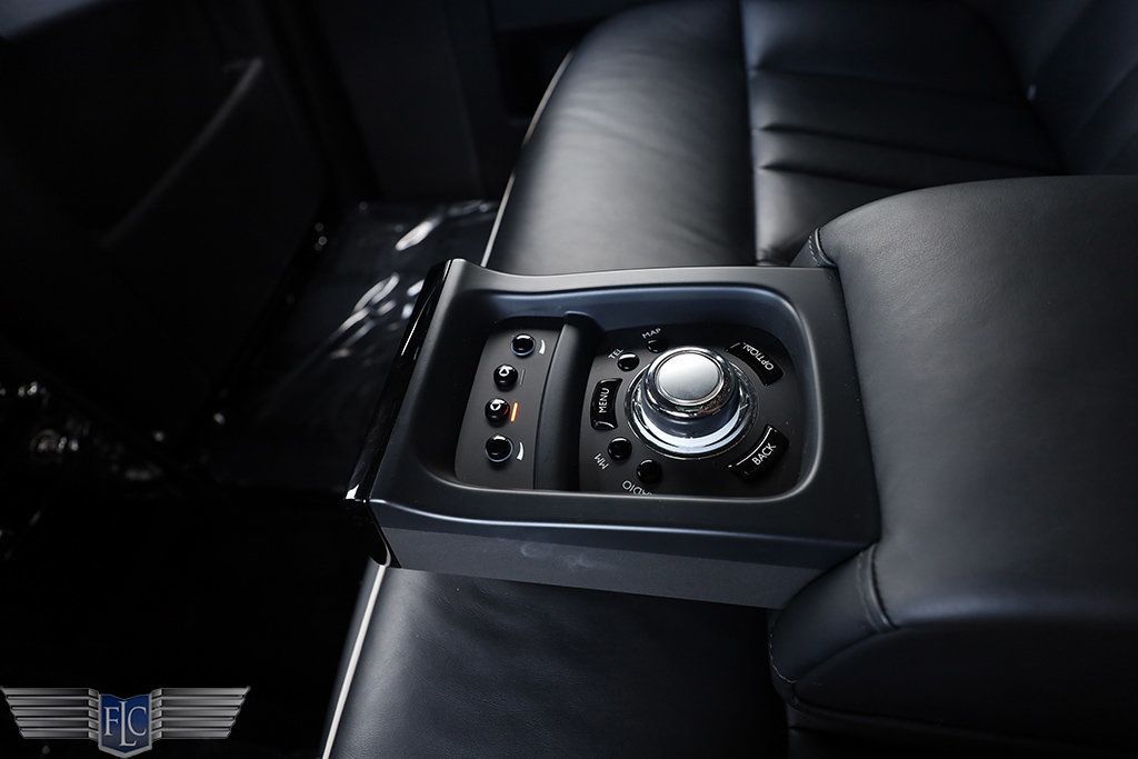 2016 Rolls-Royce Phantom 4dr Sedan - 22959100 - 24