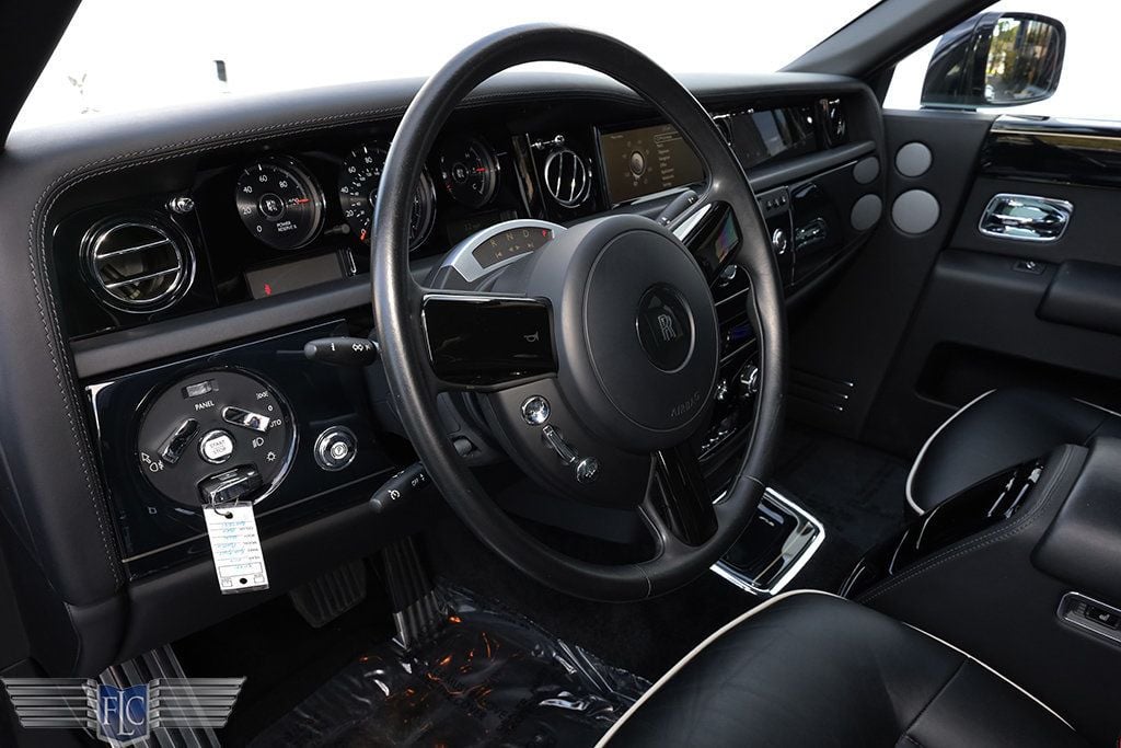 2016 Rolls-Royce Phantom 4dr Sedan - 22959100 - 31