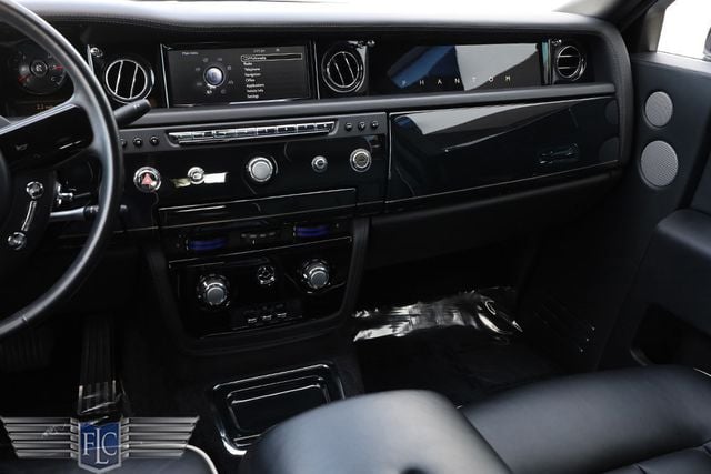 2016 Rolls-Royce Phantom 4dr Sedan - 22959100 - 34