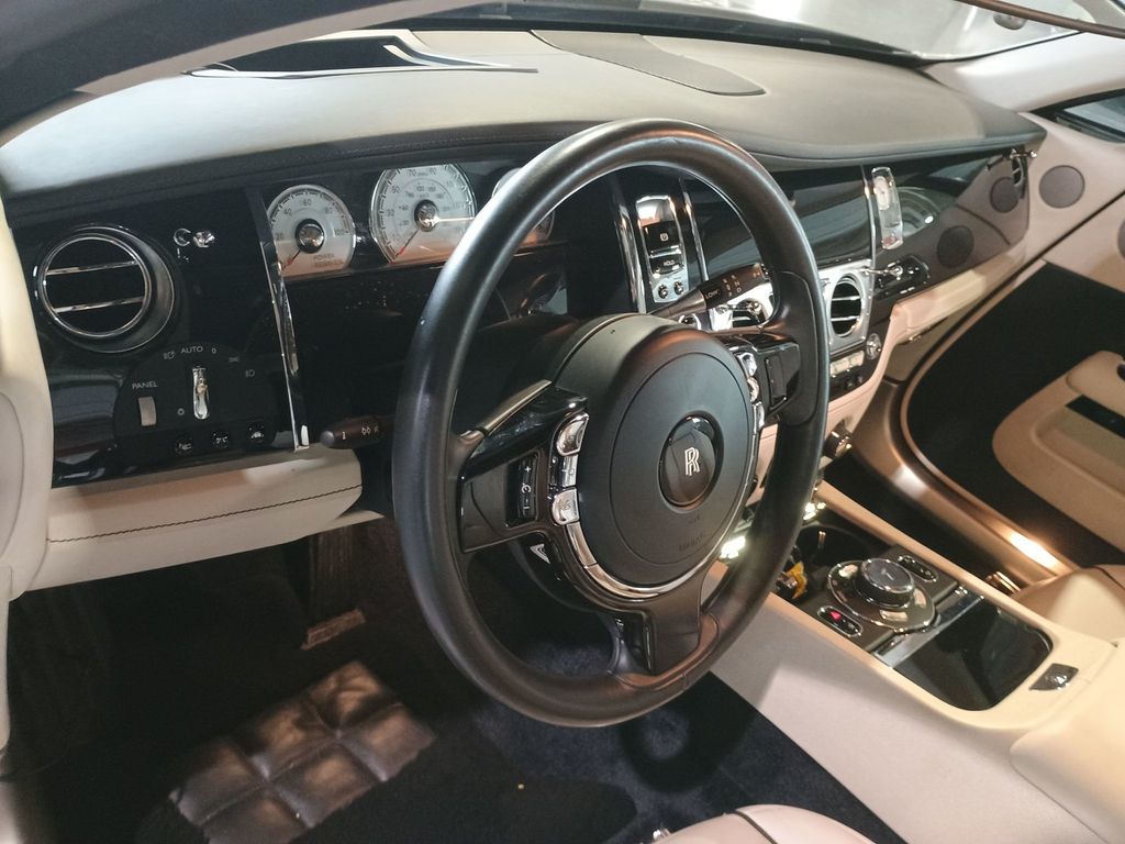 2016 Rolls-Royce Wraith 2dr Coupe - 22998848 - 31