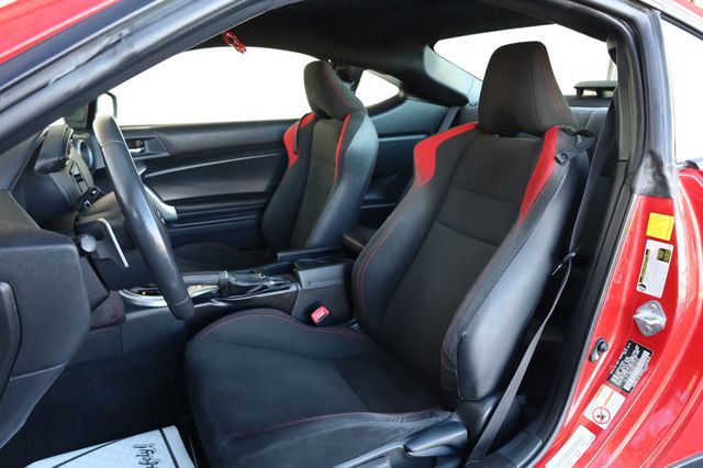 2016 Scion FR-S 2dr Coupe Automatic - 22980120 - 16