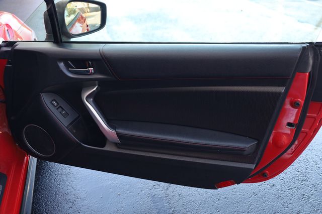 2016 Scion FR-S 2dr Coupe Automatic - 22980120 - 18