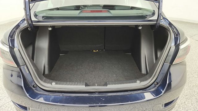 2016 Scion iA 4dr Sedan Automatic - 23094174 - 18