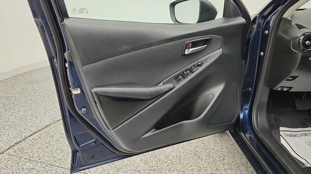 2016 Scion iA 4dr Sedan Automatic - 23094174 - 8