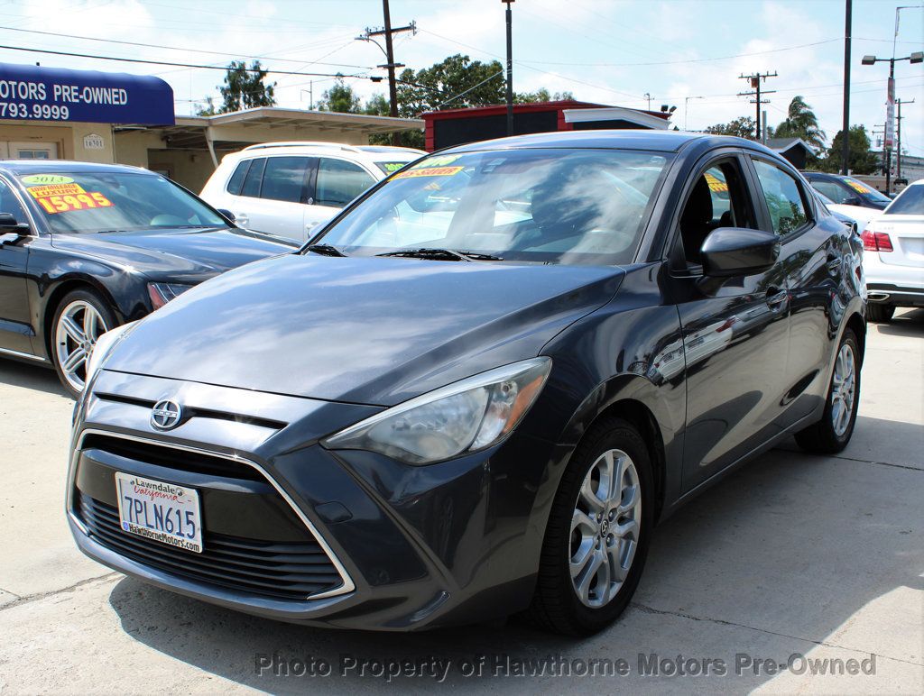 2016 Scion iA photo 19