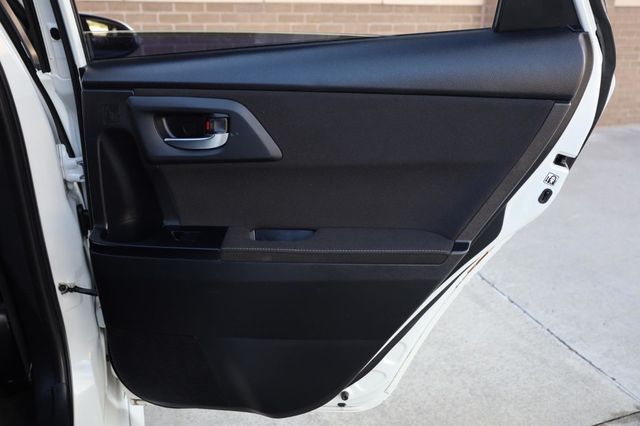 2016 Scion iM Ext Cab 185.5" WB 4WD SLE - 23025213 - 19