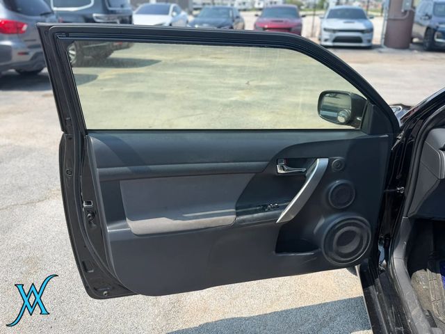 2016 Scion tC Hatchback Coupe 2D - 23065029 - 10