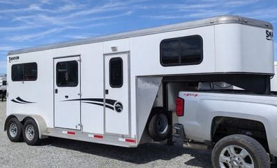 2016 Shadow 2 Horse KingPro Straight Load Queen Tack GooseNeck