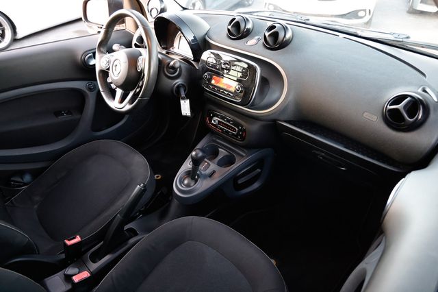 2016 smart Fortwo 2dr Coupe Passion - 22964919 - 9