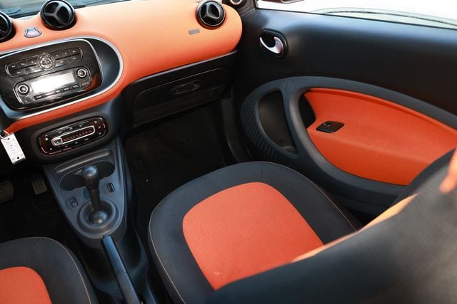 2016 smart Fortwo 2dr Coupe Passion - 22978551 - 20