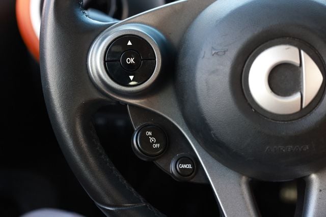 2016 smart Fortwo 2dr Coupe Passion - 22978551 - 23