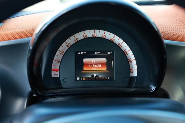 2016 smart Fortwo 2dr Coupe Passion - 22978551 - 26