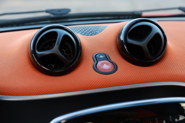 2016 smart Fortwo 2dr Coupe Passion - 22978551 - 31