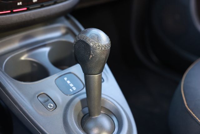 2016 smart Fortwo 2dr Coupe Passion - 22978551 - 35