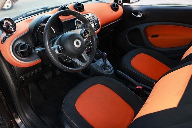 2016 smart Fortwo 2dr Coupe Passion - 22978551 - 5