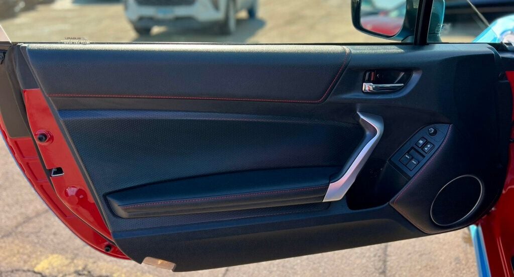 2016 Subaru BRZ 2dr Coupe Manual Limited - 22976921 - 11