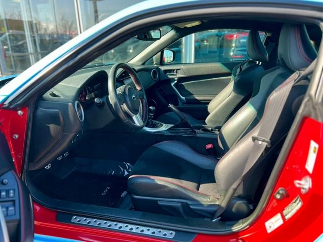 2016 Subaru BRZ 2dr Coupe Manual Limited - 22976921 - 13