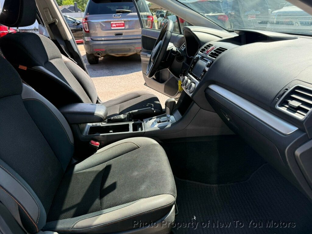 2016 Subaru Crosstrek 2.0i Premium photo 10