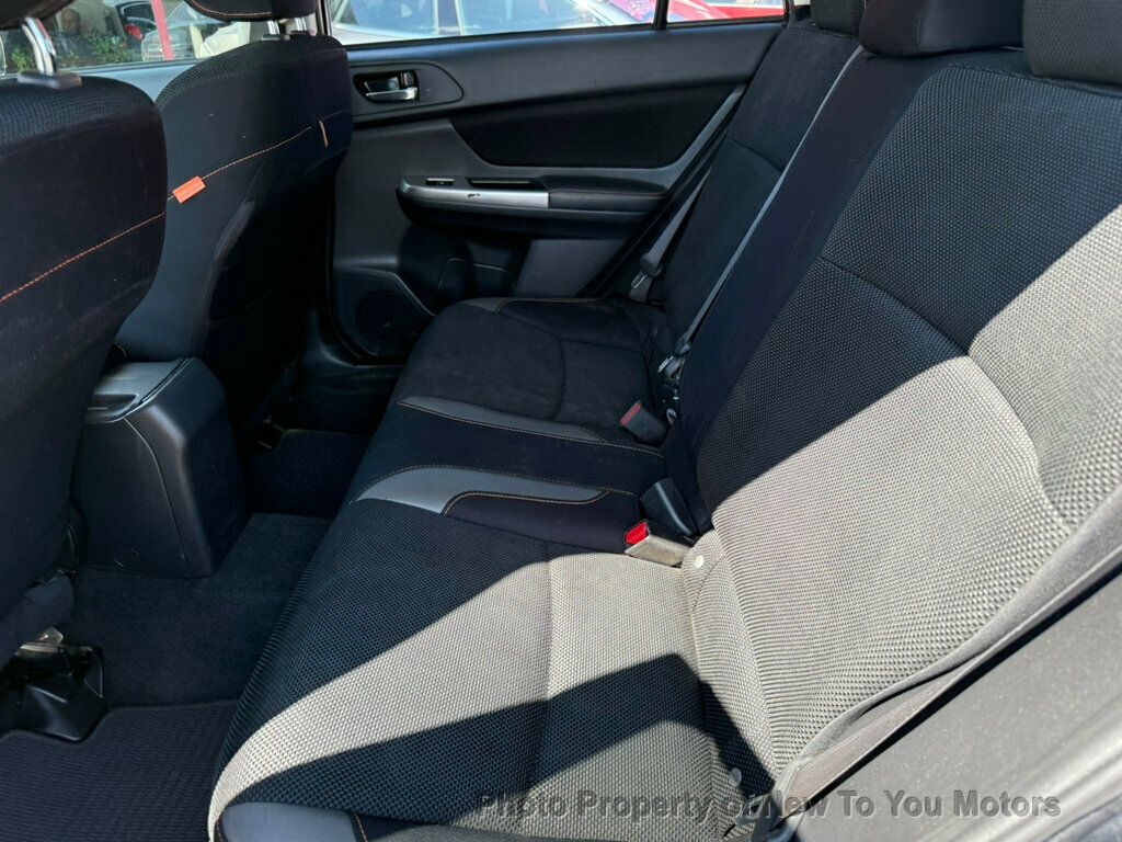 2016 Subaru Crosstrek 2.0i Premium photo 11